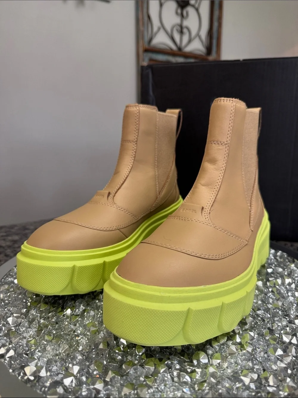 Sorel Women's Tan Chelsea Platform Boot with Neon Yellow Sole
